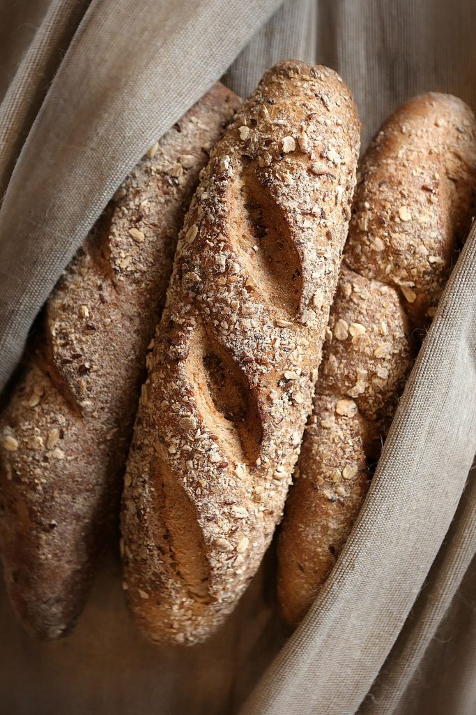 La Caprichosa Hoaluu Bread 2589597 1920 683x1024